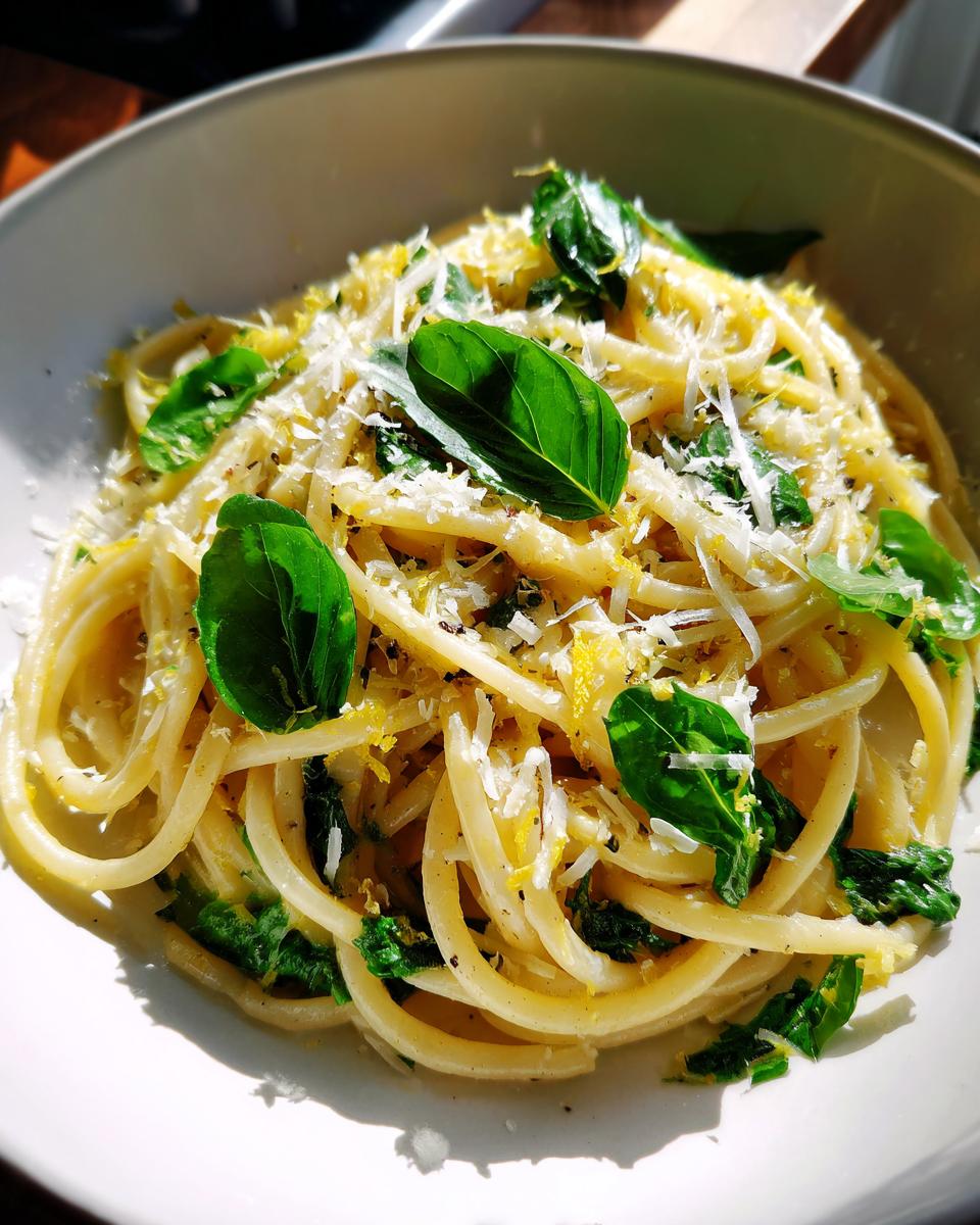 Simple Lemon Basil Pasta - detail 1